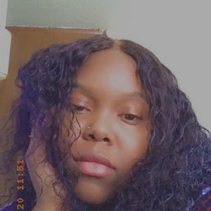 Meet your Posher, Naimah